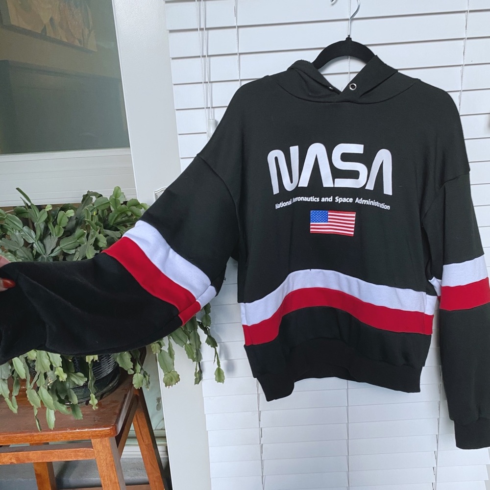 NASA hoodie (brand new)